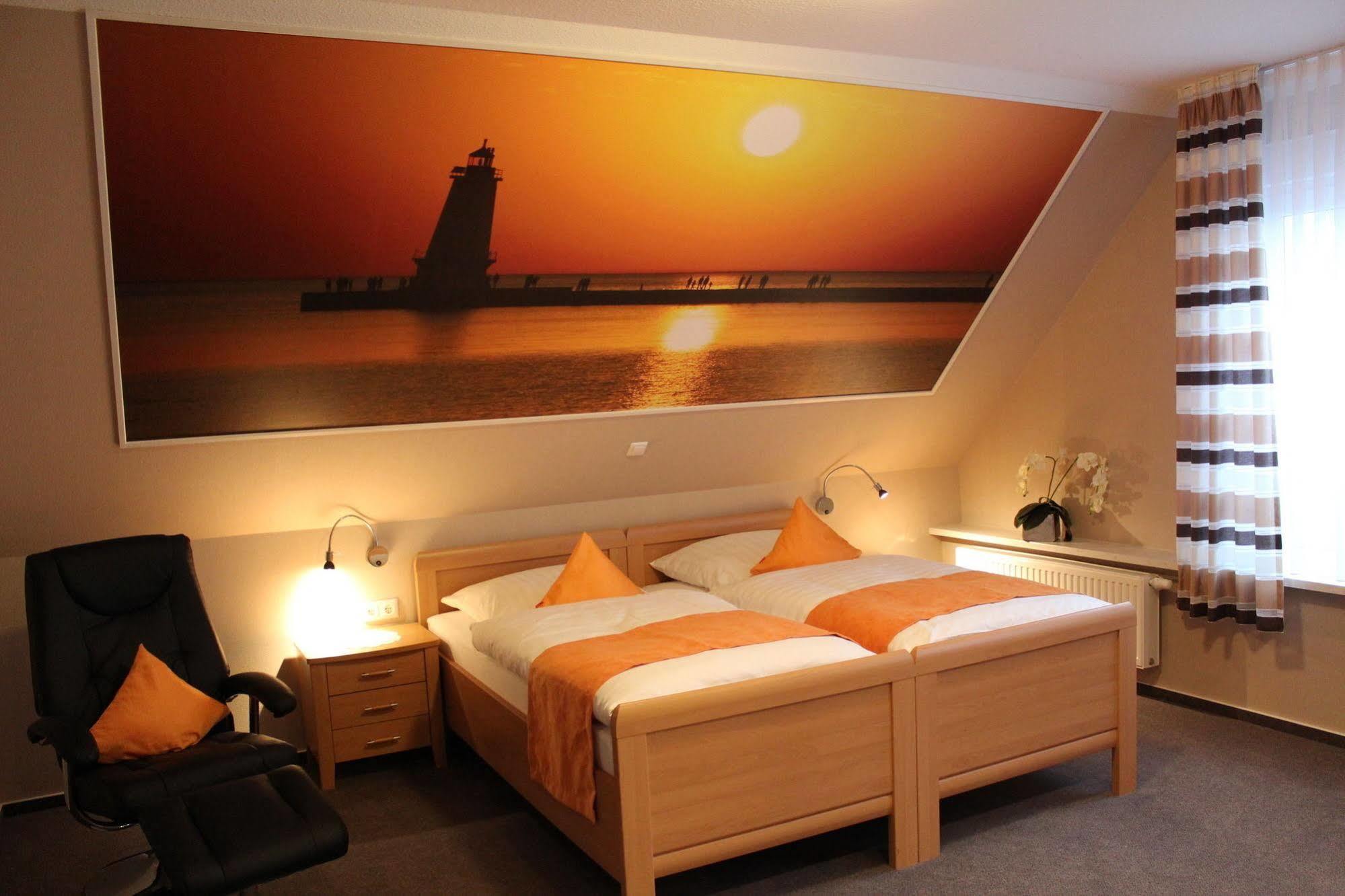 Hotel Ripken Kirchhatten Buitenkant foto